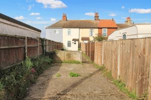 Photo 17- click for photo gallery